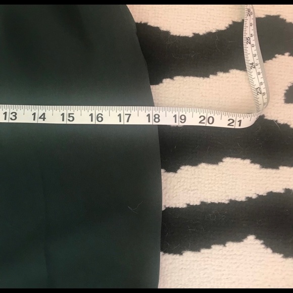 H&M High Waisted Paper Bag Waist Green Pants Sz 2 - Picture 10 of 11